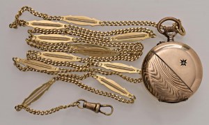 Women's pocket watch, double case in 18kt. rose gold. c...