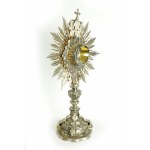 Antico ostensorio da parata in argento sbalzato, cesellato ed in parte dorato. Manifattura romana fine del XVII secolo - inizi del XVIII