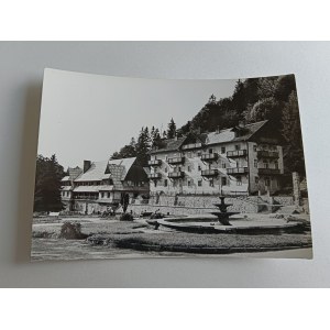 CARTE POSTALE PRL ŻEGIESTÓW ZDRÓJ KAROLÓWKA ET ŻEGOTKA, PETITE ÉDITION