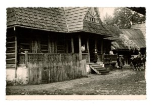 Podhale - House and cowshed. Photo by W. Wachulski (422).