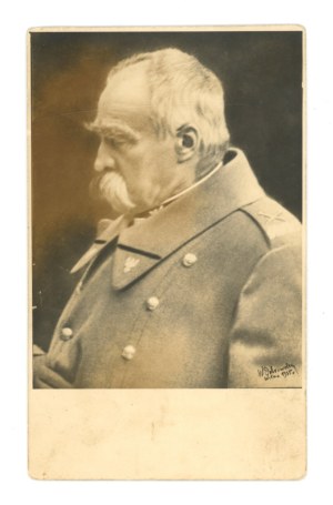 Jozef Pilsudski in uniform (510)