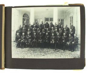 Torun, album after Gen. Florian Grabczynski, commander of the 8th PAC (839)