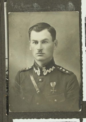 Torun, album after Gen. Florian Grabczynski, commander of the 8th PAC (839)