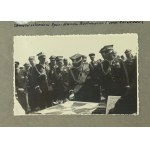 Album foto po gen. Florianie Grabczyńskim, wręczenie sztandaru 8 PAC w Toruniu (840)