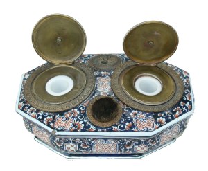 Porcelain inkwell, 19th century (365)
