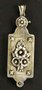 Binocle folding pendant, silver (435)