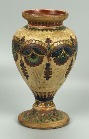 Hutsul vase, Pokuttya, 1st half of the 20th century. (711)