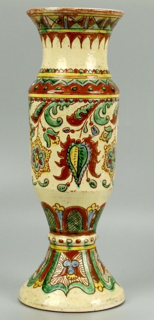 Hutsul vase, Pokuttya, 1st half of the 20th century. (713)