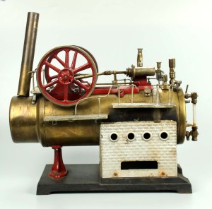 Steam engine model (827)