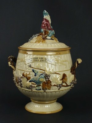 Punch dish with base, Germany, Mettlach, 1914. (911)
