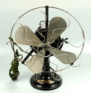Fan made by EK Warsaw l. 20/30 20th century (600)