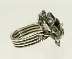 Ring with flowers, ORNO (134)