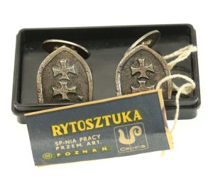 Cufflinks with the coat of arms of the city of Gdansk, with tag and box, Rytosztuka (146)