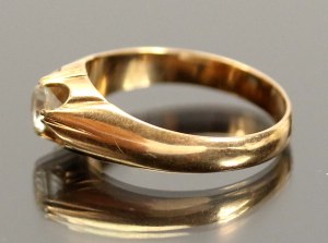 Zirconia ring, Rytosztuk. Gold (216)