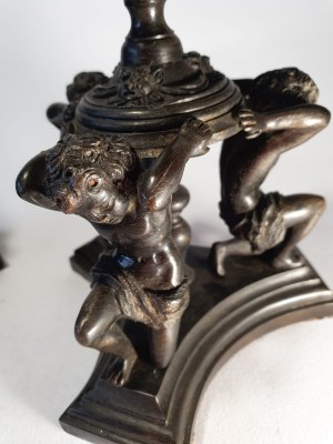 Pair of candlesticks with kneeling putti, after Renaissance models, Padua, 17th century