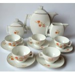 ĆMIELÓW. Porcelain tea service "Flat" for 5 persons.
