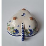DELFT, Netherlands. Faience cup with saucer, 2nd half of the 18th century, workshop of A. Peenis (1759-1770)