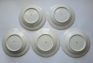 FISCHER & MIEG, Czech Republic. Set of 5 porcelain deep plates, large, with the Polish coat of arms Leliwa under the Count's crown.