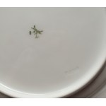 FISCHER &amp; MIEG, Česká republika. Sada 7 velkých porcelánových plochých talířů s polským erbem Leliwa pod hraběcí korunou.