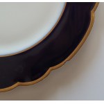[PADEREWSKI, Ignacy Jan (1860-1941)] Porcelain plate, flat, from a dinner service, with a monogram tied on its mirror with the letters HIP