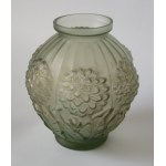 NIEMEN. "Chrysanthemum" glass vase, catalog. J. Stolle "Niemen" Glassworks, Brzozówka, 1926-1939