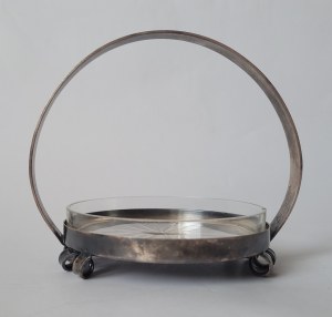 HENNEBERG BROTHERS. Lemon platter with stem, silver-plated brass, glass insert, ground glass.