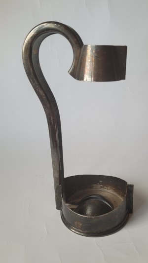 BRATŘI HENNEBERGOVÉ. Držák na láhve, pokovený, 19./20. století.