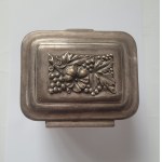 FRAGET, Warszawa. Cukiernica skrzynkowa, plater na mosiądzu, lata 1914-1939