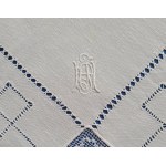 [PADEREWSKI, Ignacy Jan (1860-1941)] Embroidered napkin with monogram HIP, 19th/20th c.