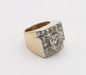 Diamond ring