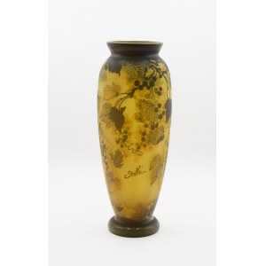 TIP GALLE Company, Vase decorated with vines - in the type of products of Émile Gallé