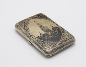 Cigarette case with non-illustrated decoration