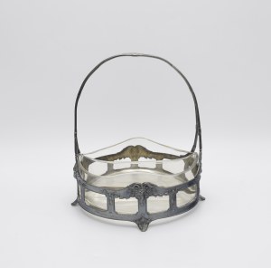 NORBLIN & Co (firm active 1819-1944), Patera - basket with riser
