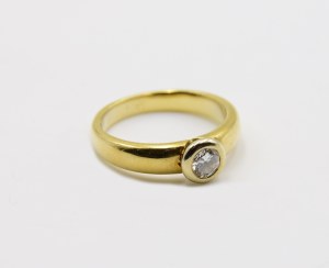 Diamond ring