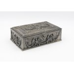 Decorative tray with eagle motifs