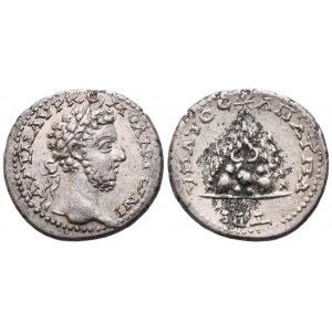 Commodus (177-192), Didrachm, Caesarea Cappadociae, 183-185; AR (4,37 g; 19,5 mm; 12 h)