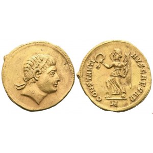 Constantine II as Caesar, Solidus struck under Constantine I, Nicomedia, 325-326; AV (4,40 g; 18,8 mm; 6 h)