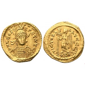 Leo I (457-474), Solidus, Costantinople, 462 or 466; AV (4,44 g; 20,7 mm; 6 h)