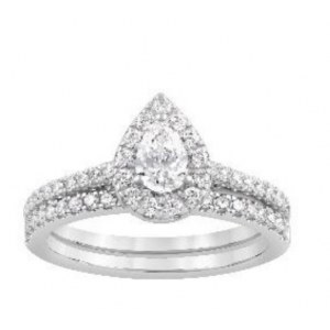 GOLD RING WITH LAB GROWN DIAMONDS - 426 LG
