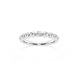GOLD RING WITH LAB GROWN DIAMONDS - 437 LG