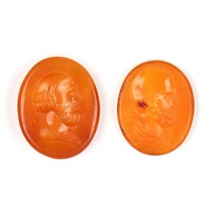 A lot of 2 carnelian intaglios. Philosopher busts.