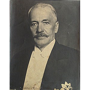 [MOŚCICKI IGNACY]. Fotografia. Popiersie Prezydenta RP Ignacego Mościckiego niesygnowana. Format 22/28 cm...