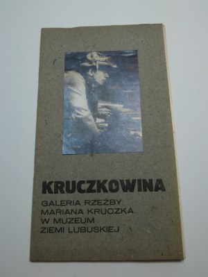 Kruczek Marian (1927-1983) Gallery of Marian Kruczek's sculpture at the Museum of Lubuska Land in Zielona Góra : [exhibition catalog] / introduction by Jan Muszyński ; poems by Janusz Koniusz.