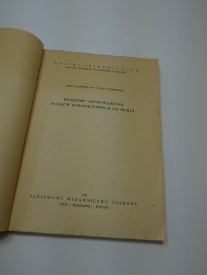 Problems of discharging radioactive sewage into the sea / Jerzy Makowski, Ewa Paszyc-Stępkowska ; Institute of Hydraulic Engineering, Polish Academy of Sciences, Gdańsk.