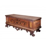 Chest, Venice
