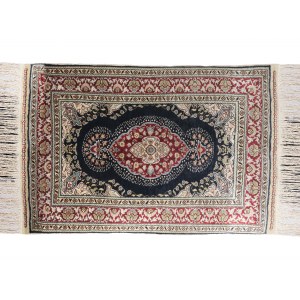 Silk carpet