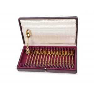 Demitasse spoon with crown and monogram, 18 pieces