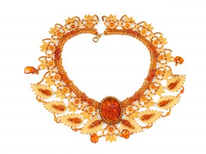 Necklace, Amber