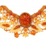 Necklace, Amber