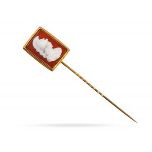 Pin, Yellow gold with cut agate